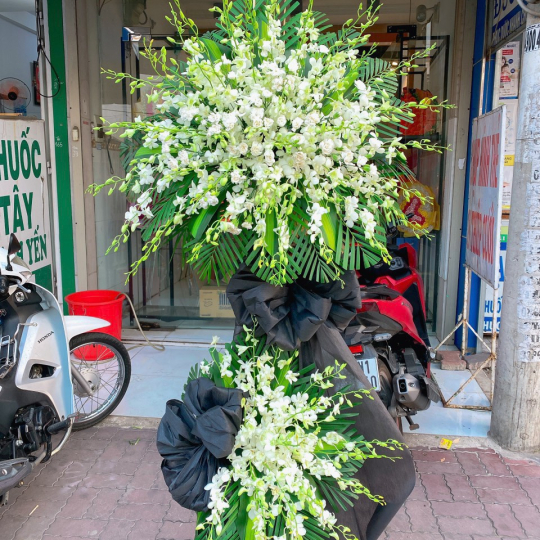 Hoa chia buồn theo yêu cầu 